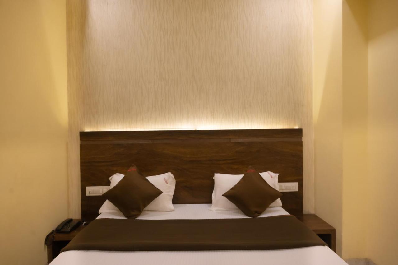 فندق Vijaya Hill View Residency نافي مومباي المظهر الخارجي الصورة