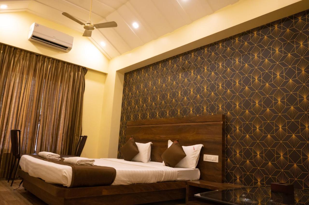 فندق Vijaya Hill View Residency نافي مومباي المظهر الخارجي الصورة