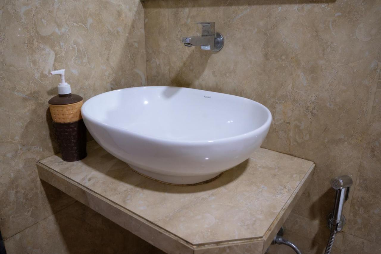 فندق Vijaya Hill View Residency نافي مومباي المظهر الخارجي الصورة